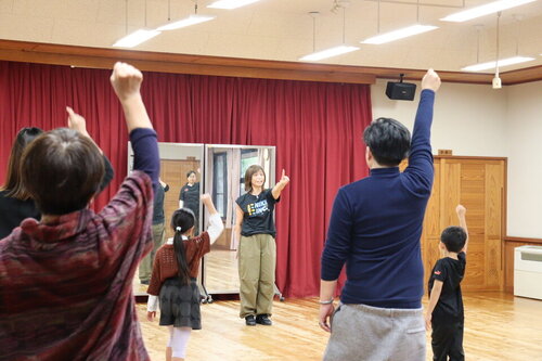 親子リズムダンス③.jpg