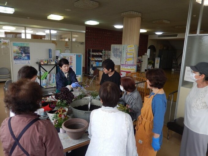 東与賀
