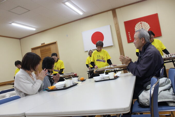 琴演奏４.jpg
