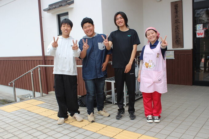 佐賀東高等学校の皆さん.jpg