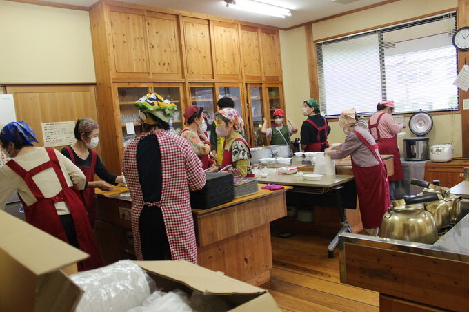 厨房準備中.jpg