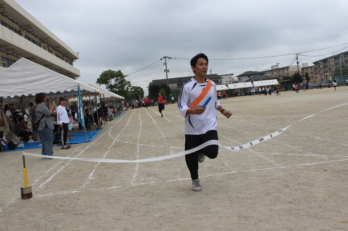 総力リレー優勝シーン.jpg