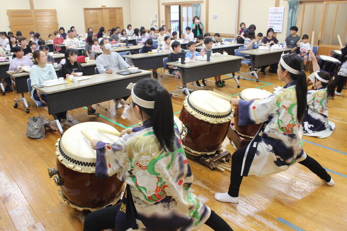 和太鼓背後から.jpg