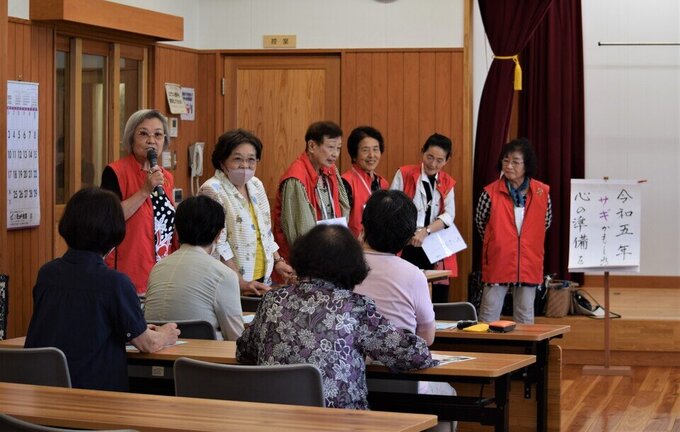 R5_7 ことぶき大学(1).jpg