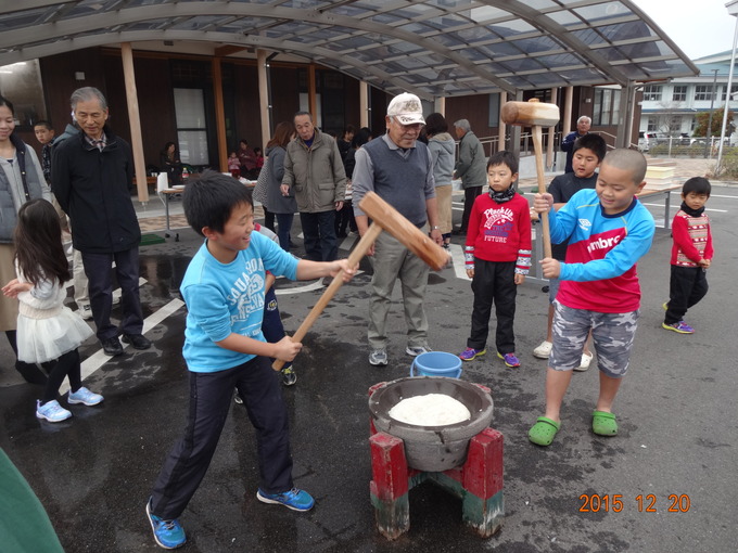 おもちつき大会 (34).JPG