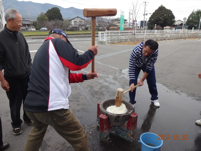 おもちつき大会 (36).JPG