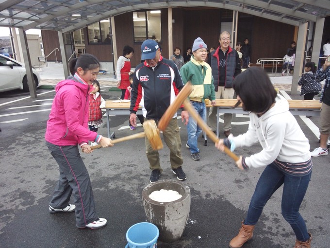 おもちつき大会 (41).JPG