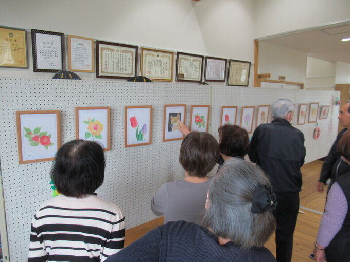 「色鉛筆画サークル」作品展開催中（５月６日まで）