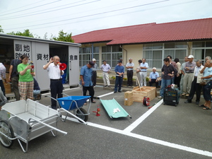 助け合い部会（資機材点検）.JPG