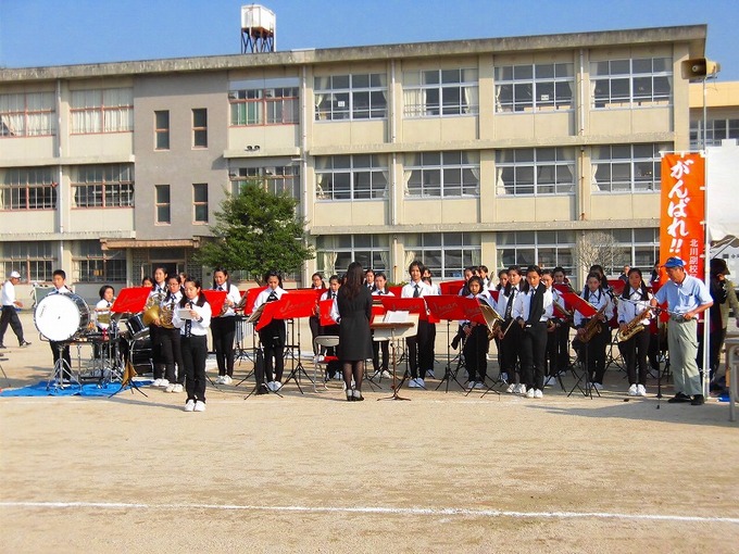 20171009_体育大会001城南中学校演奏.jpg