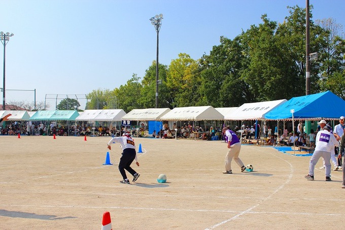 20171009_体育大会08ざる引き競争.jpg