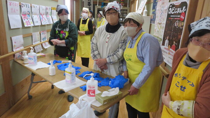 R8_2_13 巻き寿司(2).jpg