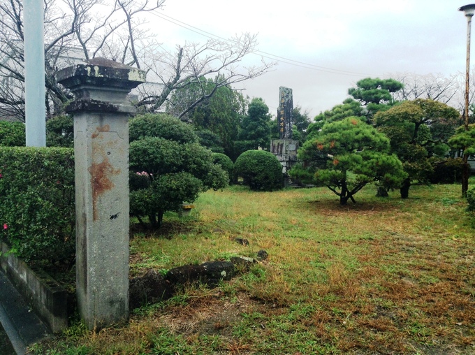 水功記念碑1.jpg