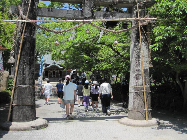 與止日女神社.jpg