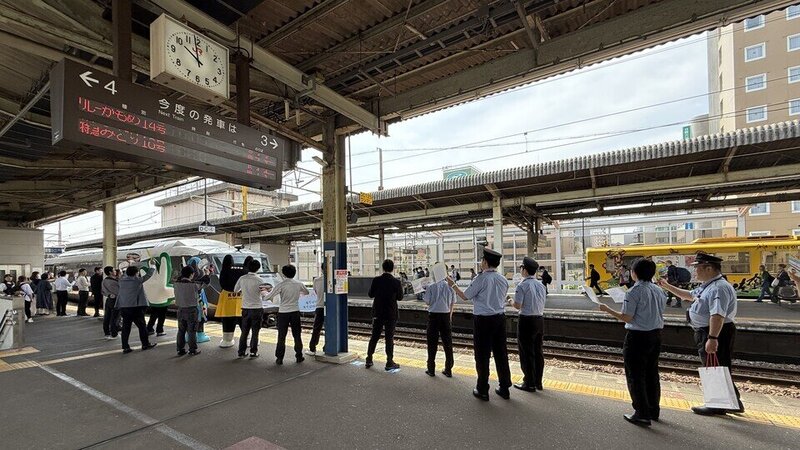 みんなでお見送り.jpg