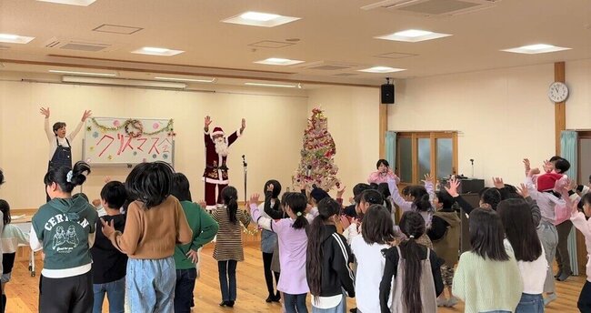 07 みんなでダンス.jpg