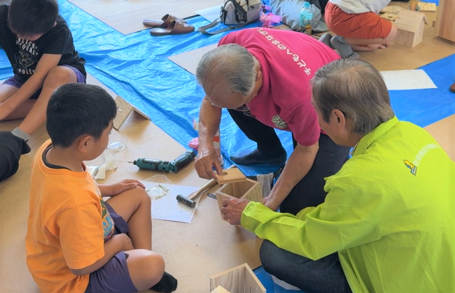 04 大工さんのサポート.png