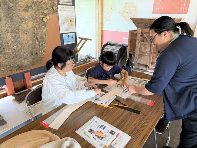 03 親子でひとがたづくり.jpeg