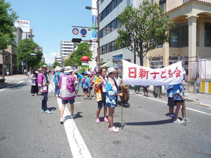 栄の国まつり子どもみこし④