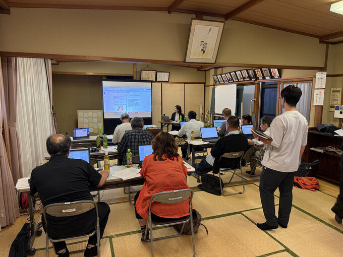 つながる日新記事投稿研修会.jpgのサムネイル画像